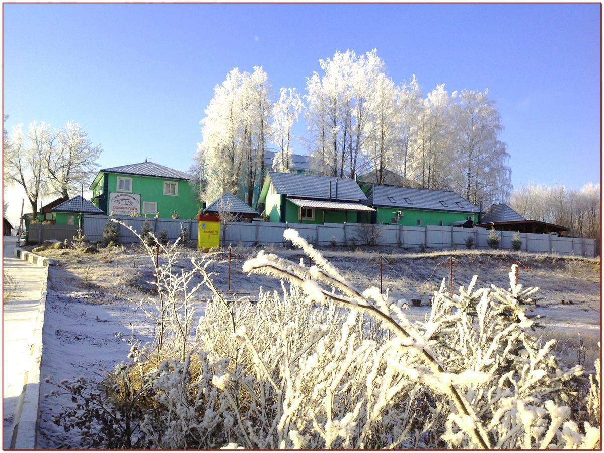 Dvoryanskoye Gnezdo Hotel Smolensk Luaran gambar